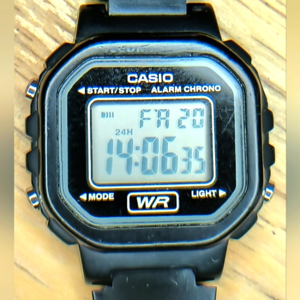 X Ladies Casio digital watch LA-20WH Black resin case SS back, new black Pu